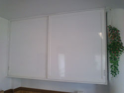 Armario interior aluminio blanco.