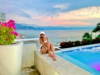 Rasha traveling in Mexico