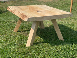 Holzdesigns auf Kundenwunsch; Holztisch ; Handgefertigte Einzelstücke; Möbel ; Hängelampe; Eiche; in