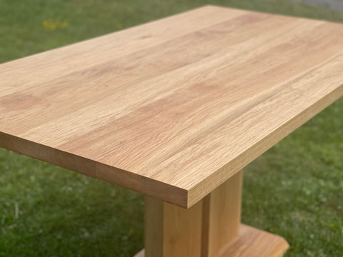 Holzdesigns auf Kundenwunsch; Holztisch ; Handgefertigte Einzelstücke; Möbel ; Hängelampe; Eiche; individuelle Holzdesigns ;  Einzelstück; Einzigartig