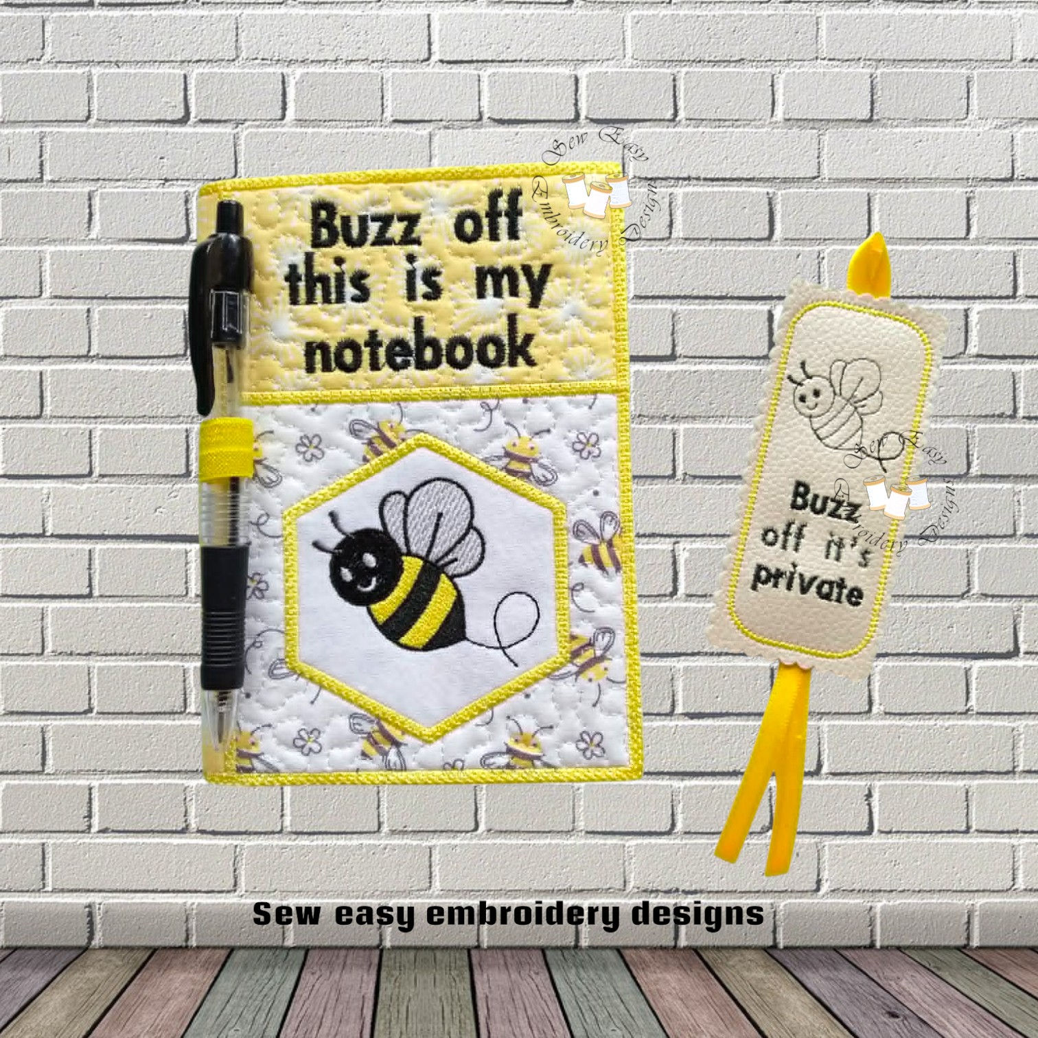 Bee notebook cover A6 ITH with free bookmark. Photo instructions