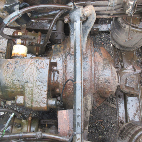 46,000 lbs Meritor/Rockwell Front Differential 4.10 Ratio (2004) RT