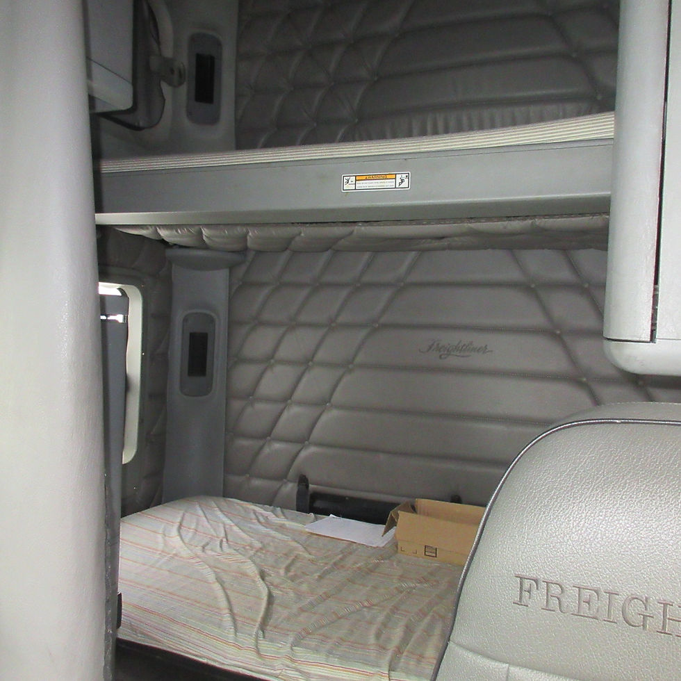 Thumbnail: Freightliner Columbia (2007) | Detroit Series 60 | 40K Meritor 3.58 Ratio