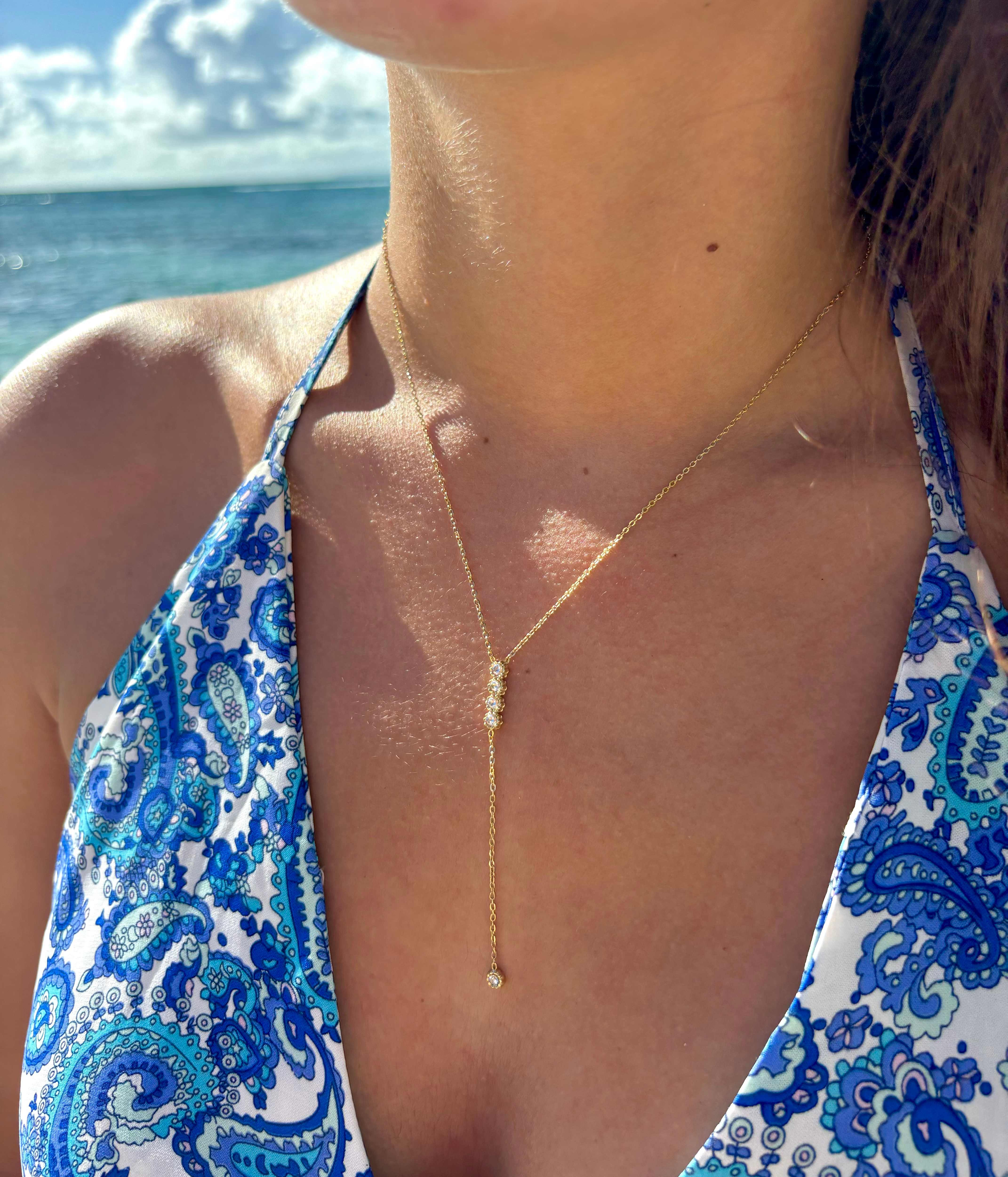 Collier Laora