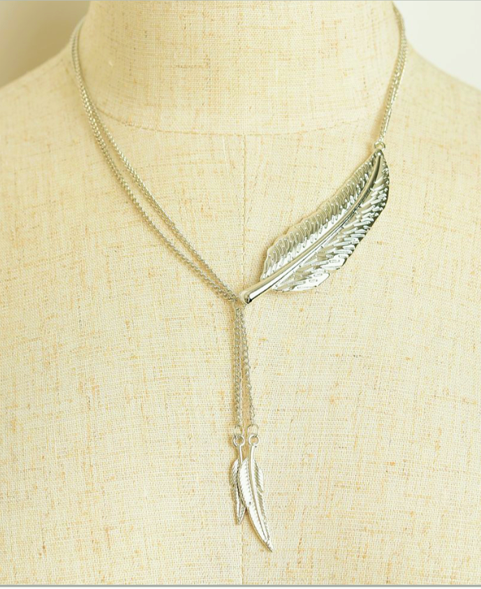 Triple Leaf Chain Necklace