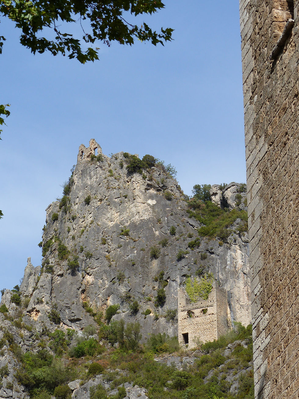 19_St_Guilhem_Chateau_du_géant