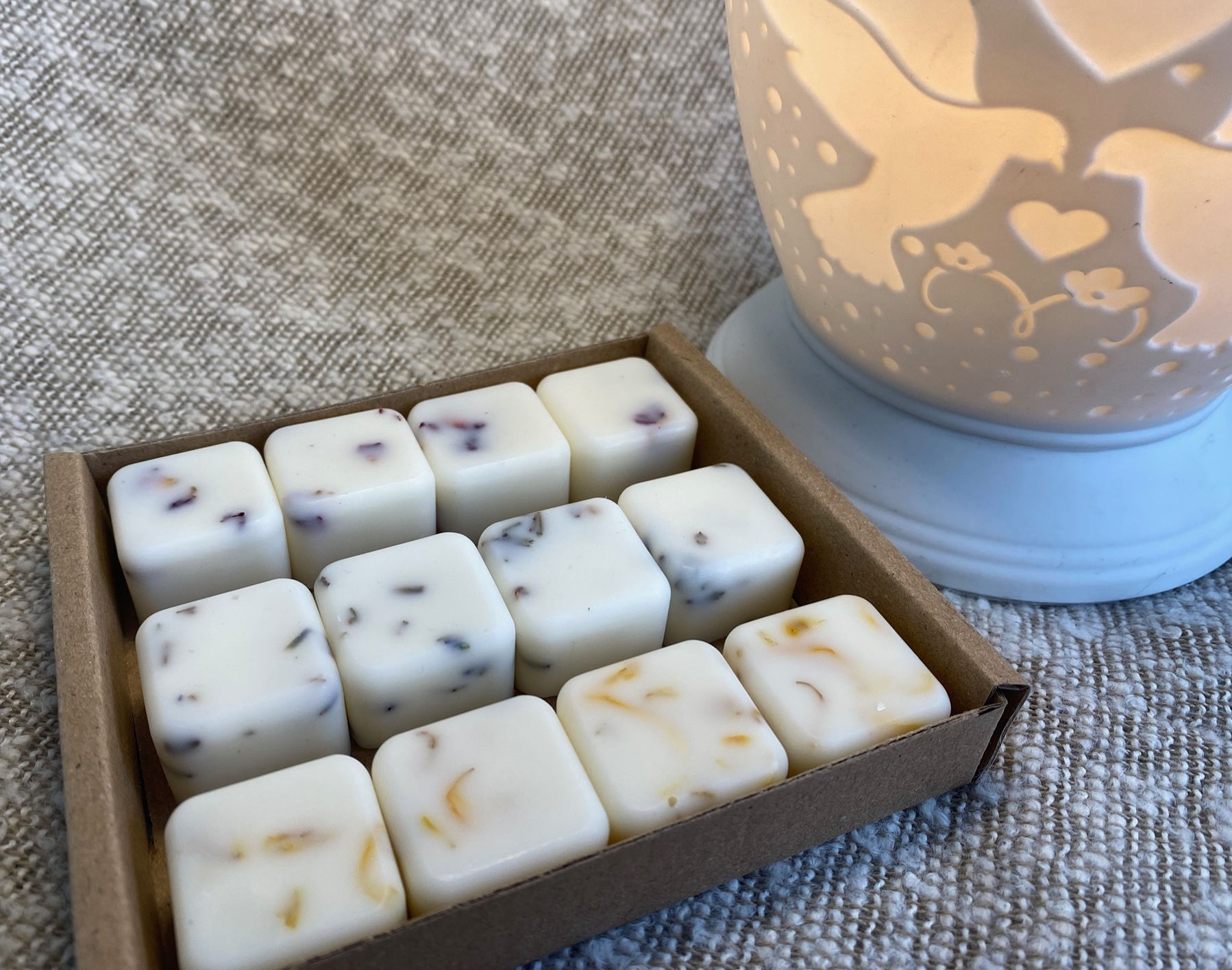 Handmade Essential Oil Botanical Soy Wax Melts - Sweet Dreams