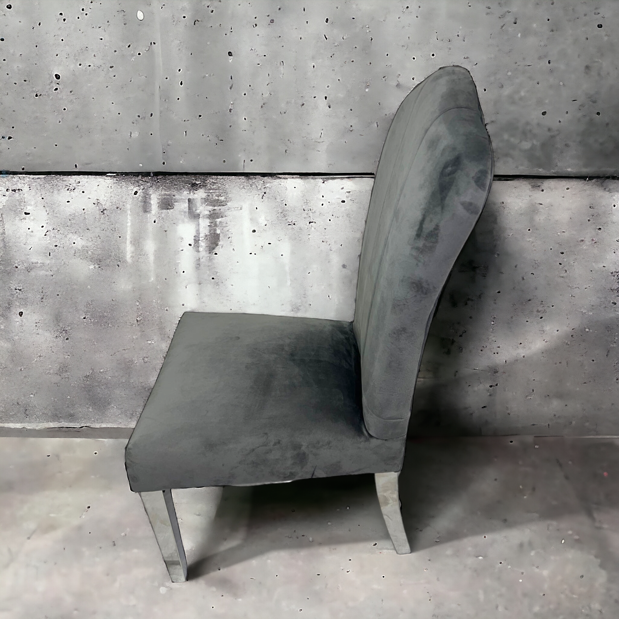 Set of 4 Plush Velvet Grey Dining Chairs with Chrome Legs 