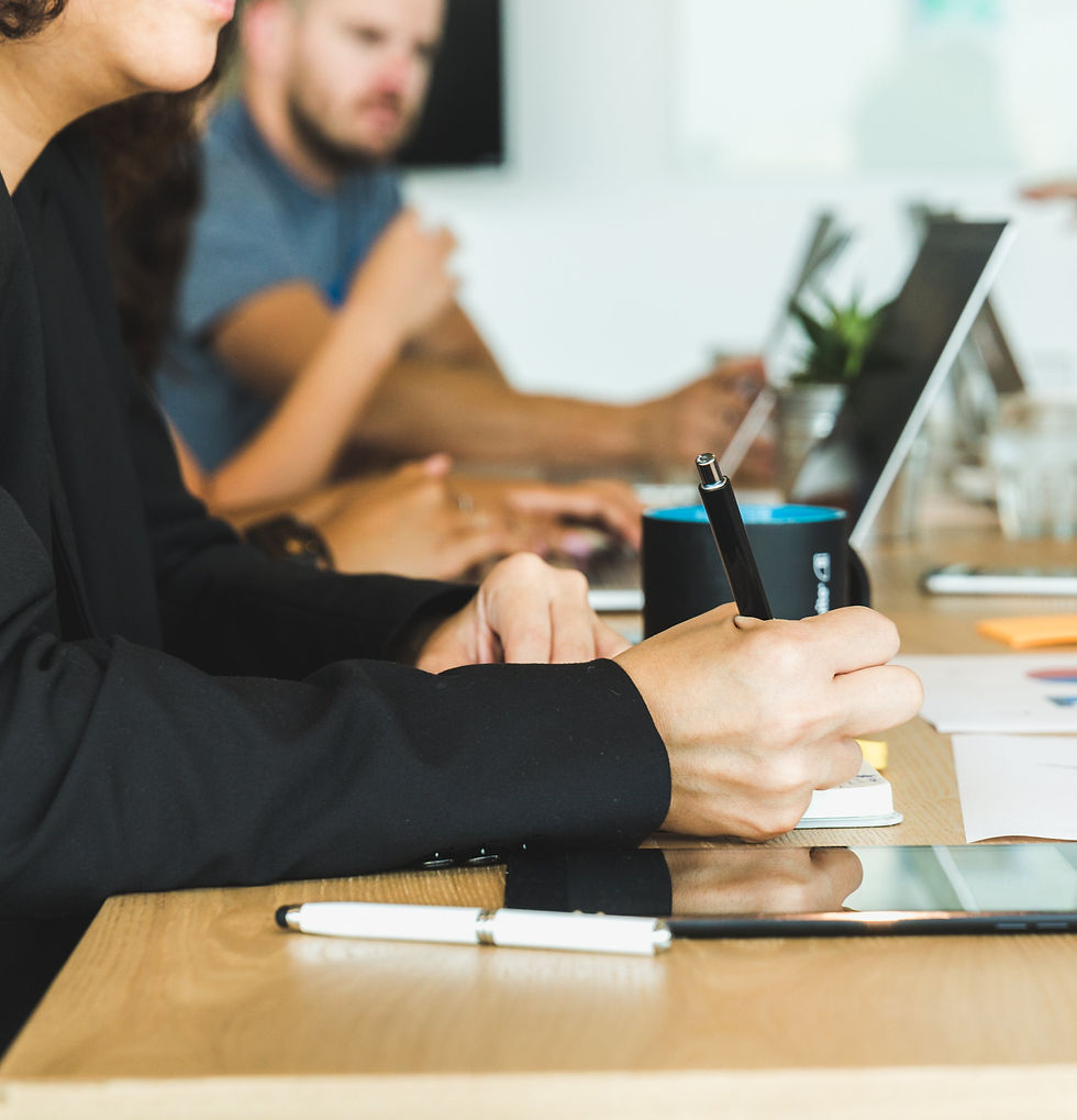 CALIFORNIA Female Private Investigators Who We Serve: Corporate Enterprises Professional Worksplace Investigations Services Trusted Private Investigations Company KINSEY PRIVATE INVESTIGATIONS Private Investigator License # 28192 Serving Employees, Corporates, Businesses