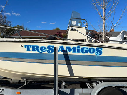 Custom Boat Exterior Hand-Painted "Tres Amigos" Lettering Signage by Los Angeles Trade Tech Sign Alumni Hand-Painted Sign Artist Alex Kurakake of Smart Alex Hand-Painted Signs in Long Beach Orange County Hand-Painted Signs Company Southern California Sign Painting Workshops