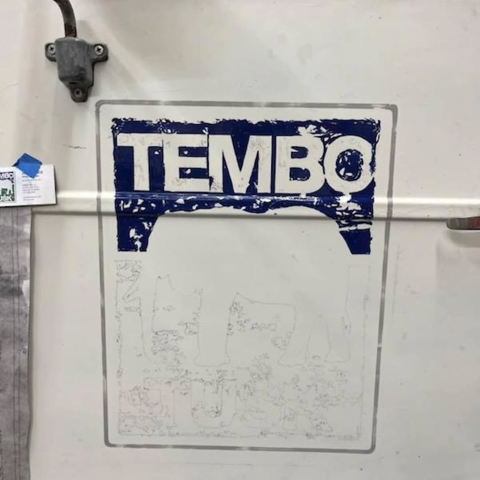 Featured Client: TEMBO TUSK Land Cruiser Service Car Hand-Painted Vehicle Signs Los Angeles Trade Tech Sign Alumni Hand-Painted Sign Artist Alex Kurakake Smart Alex Hand-Painted Signs ANAHEIM 92801 Hand-Painted Sign Company Orange County Southern California Sign Painting Workshops Call: 714-515-6205