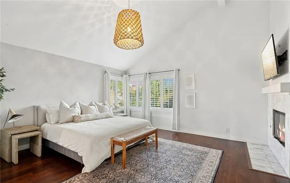 LAGUNA HILLS 92637, 92653, 92654, 92656 SOUTH BAY Drywall Repair Finish Specialists Certified C-9 Drywall Contractors Drywall Ceiling Repair with Fresh Skim Coat & Primer Paint Los Angeles Residential Homes