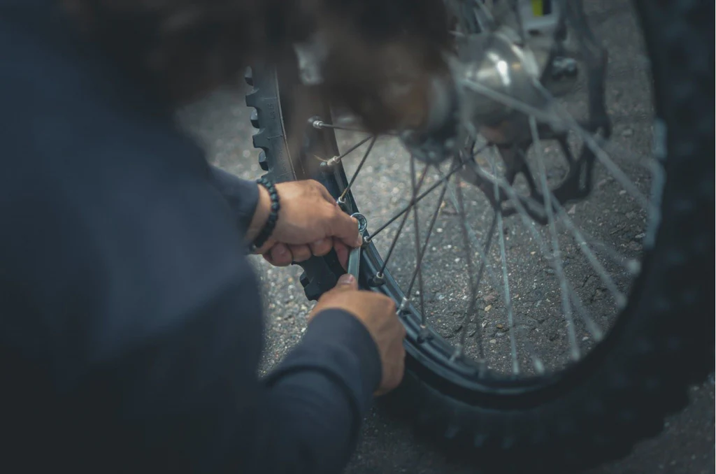 RESOURCES: What to Expect in an Electric Bike Tune-Up with The ReCYCLIST Electric Bicycle and Bike Shop. Local Bike and E-Bike Shop near Marina del Rey, Westside, Playa Vista, Santa Monica, Culver City, Play del Rey, Venice, UCLA, Venice Beach 90066. RETROSPEC Authorized Dealer. MICARGI Authorized Dealer. Call 310-905-5386 to Schedule an Appointment.