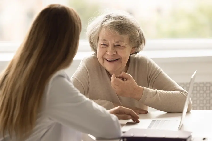CALIFORNIA Female Private Investigators Professional Elder Care Investigations Los Angeles PI License # 28192 KINSEY PRIVATE INVESTIGATIONS Company Families Individuals Employers Businesses Care Facilities Assisted Living Facilities Nursing Homes Call: 310-626-4911