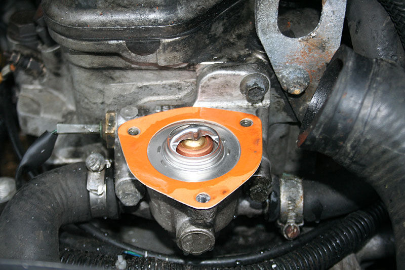 LAND ROVER Thermostat Replacement - We offer OEM PARTS for Long-Term Engine Protection on Land Rovers and Range Rovers LOS ANGELES Independent Land Rover Service Center Expert Land Rover - Range Rover Service Technicians High-Quality Genuine OEM Parts for ALL LAND ROVERS and RANGE ROVERS Southern California