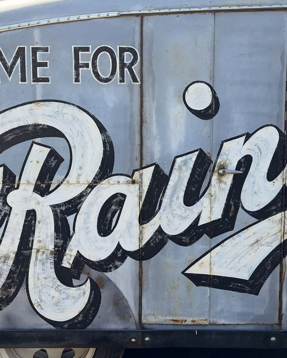 Vehicle Restoration Hand-Painted Vintage Signs 1937 GMC Rainier Streamline SMART ALEX SIGNS Los Angeles Hand-Painted Signs Company LA Trade Tech Sign Alumni Hand-Painted Sign Artist Alex Kurakake 714-515-6205