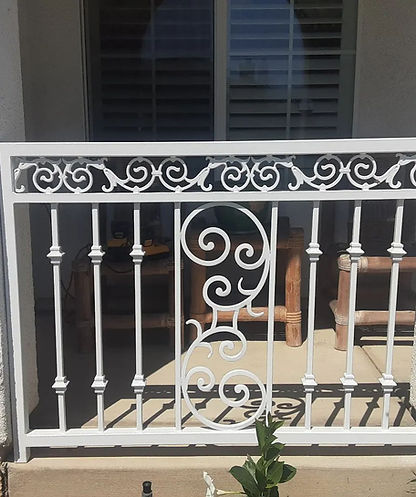 Exterior Iron Fences Fabrication & Installation by CALIFORNIA Quality Ironworks - Custom Wrought Iron Work Fabricator in Los Angeles and Pasadena. We offer services such as Pedestrian Gates, Driveway Gates, Hand Railings, Balcony Railings, and many more! We serve clients like Homeowners, Business Owners, Property Managers, Hotels. Professional Iron Worker near Long Beach, Newport Beach, Anaheim, Santa Ana, Huntington Beach, Hermosa Beach, City of Industry. Call PASADENA 626-618-8014. Call LOS ANGELES 424-622-1850. Call ORANGE COUNTY 949-787-1850.