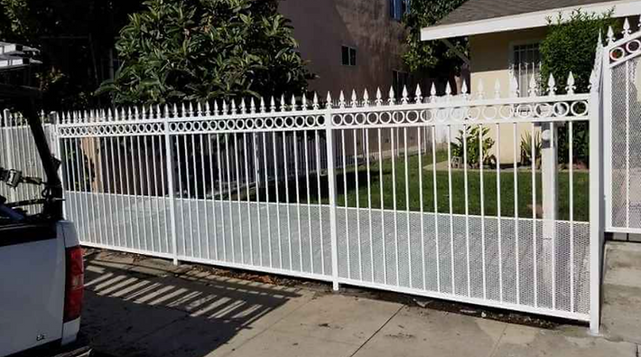 Exterior Iron Fences Fabrication & Installation by CALIFORNIA Quality Ironworks - Custom Wrought Iron Work Fabricator in Los Angeles and Pasadena. We offer services such as Pedestrian Gates, Driveway Gates, Hand Railings, Balcony Railings, and many more! We serve clients like Homeowners, Business Owners, Property Managers, Hotels. Professional Iron Worker near Long Beach, Newport Beach, Anaheim, Santa Ana, Huntington Beach, Hermosa Beach, City of Industry. Call PASADENA 626-618-8014. Call LOS ANGELES 424-622-1850. Call ORANGE COUNTY 949-787-1850.
