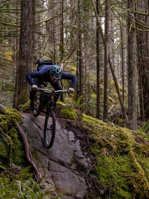 Professional Bicycle Brakes Services - Choose the Right Bicycle Brakes to Keep Your Rim Brakes, Mechanical and Hydraulic Disc Brakes In Top Condition in WEST LOS ANGELES The ReCYCLIST Bicycle Shop for WEST LOS ANGELES Bike Riders and Bike Enthusiasts Call: 310-905-5386