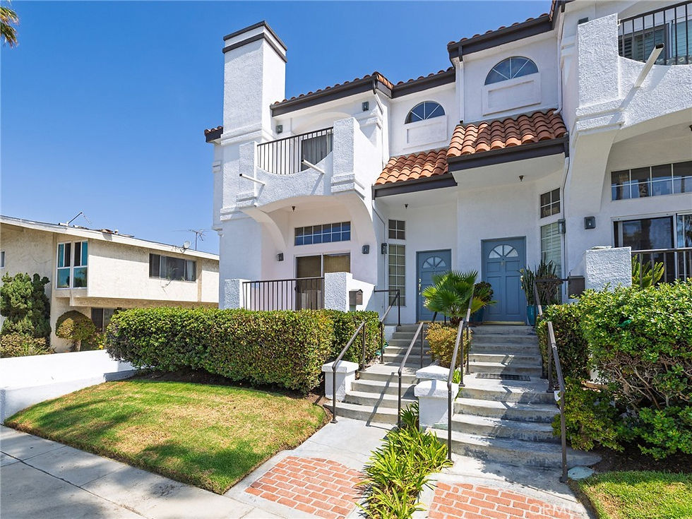 REDONDO BEACH 90277, 90278 SOUTH BAY Diverse Welding & Ironworks Custom Steel Fabricator Galvanized Wall Topper and Exterior Handrails Fabrication and Installation Dennis Naraine Professional Welder