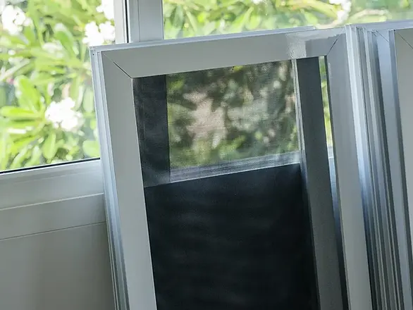 Mobile-Window-Screen-Repair-1920w.webp