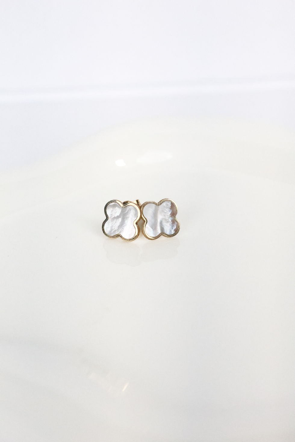 14k Mother Pearl Earrings