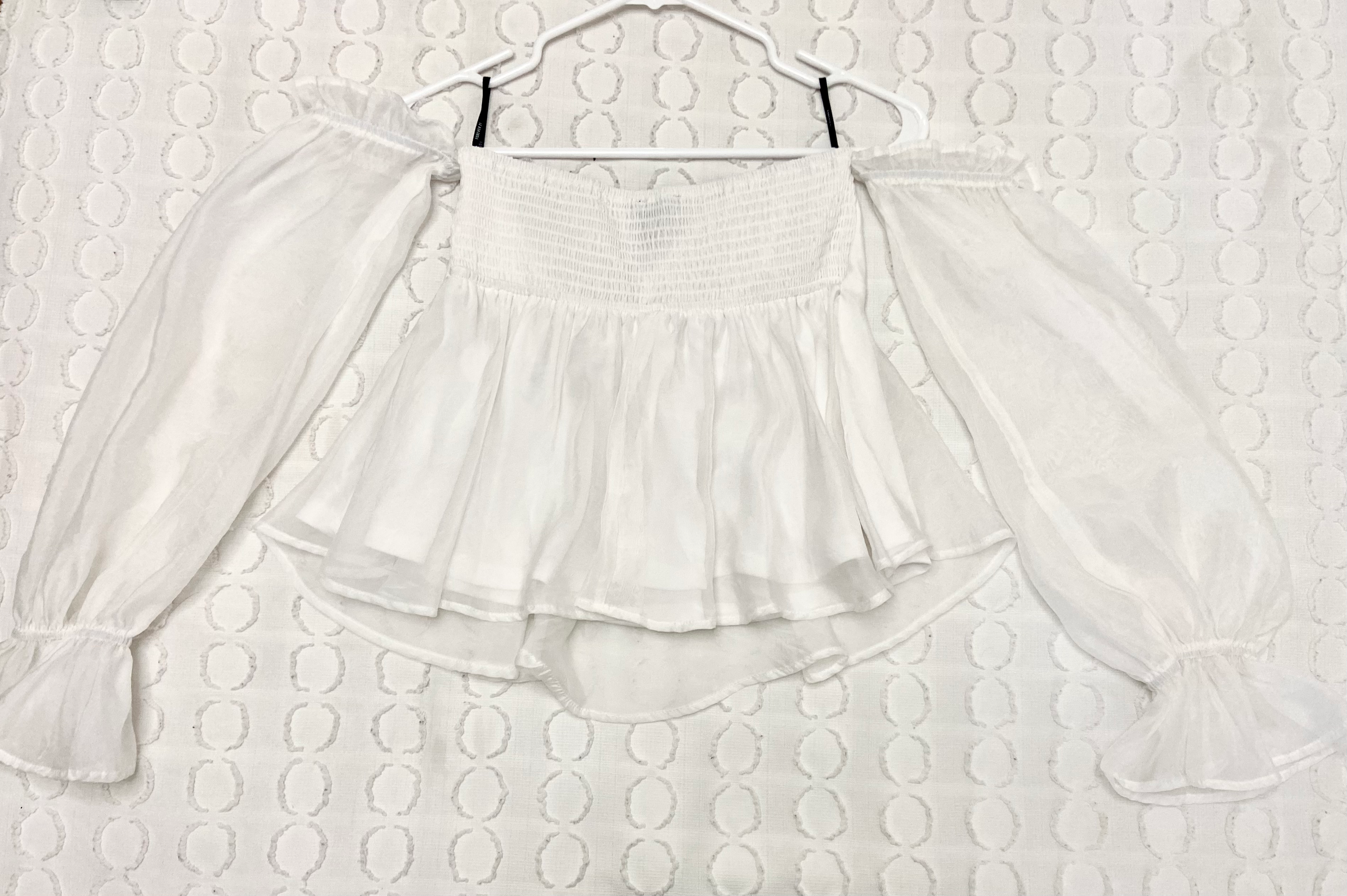 Sexy & Pretty long sleeves blouse
