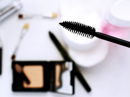 How to make your mascara last the whole night long