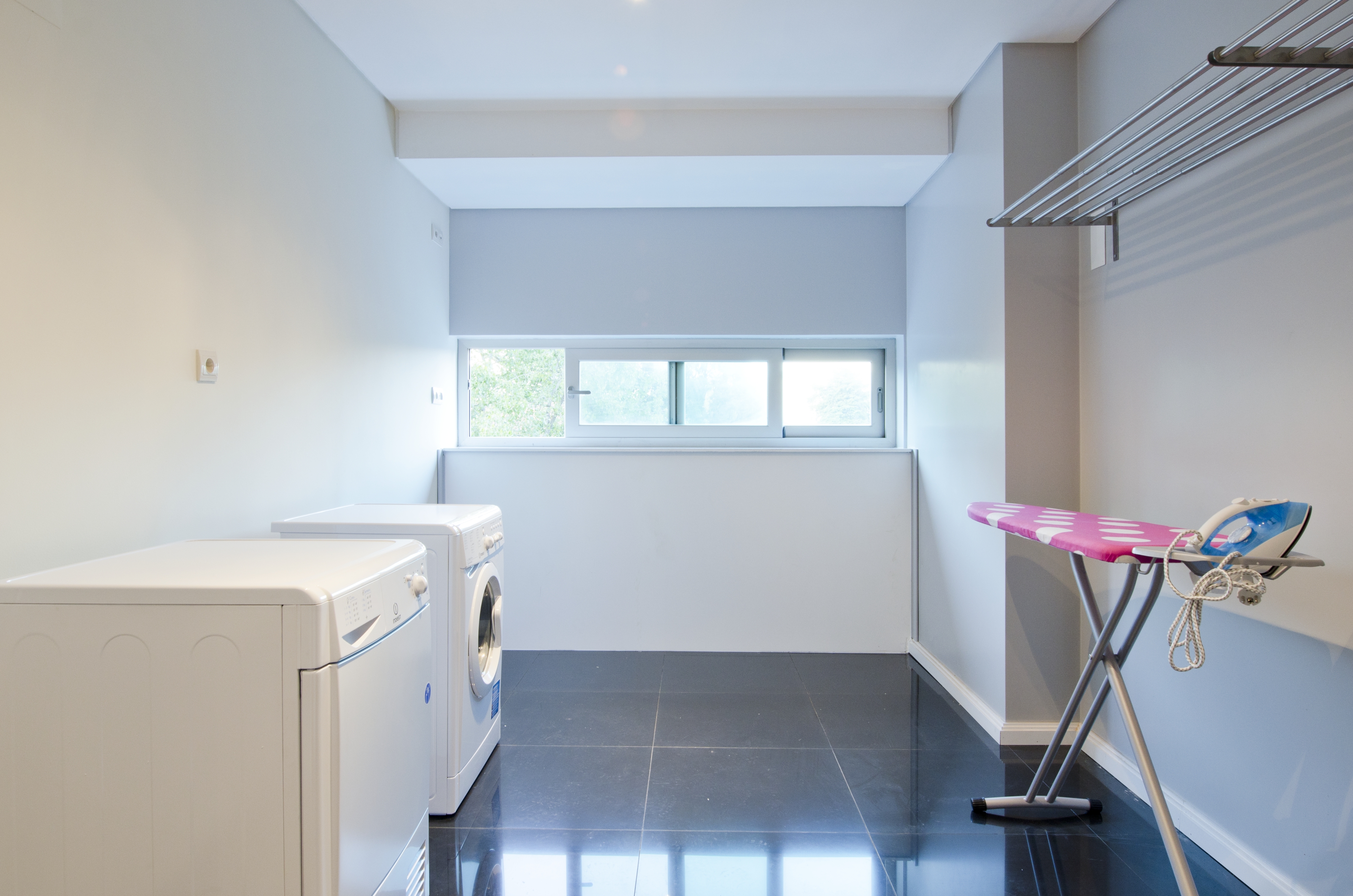 PE - Geral - Lavandaria.Laundry - Foto 1.JPG