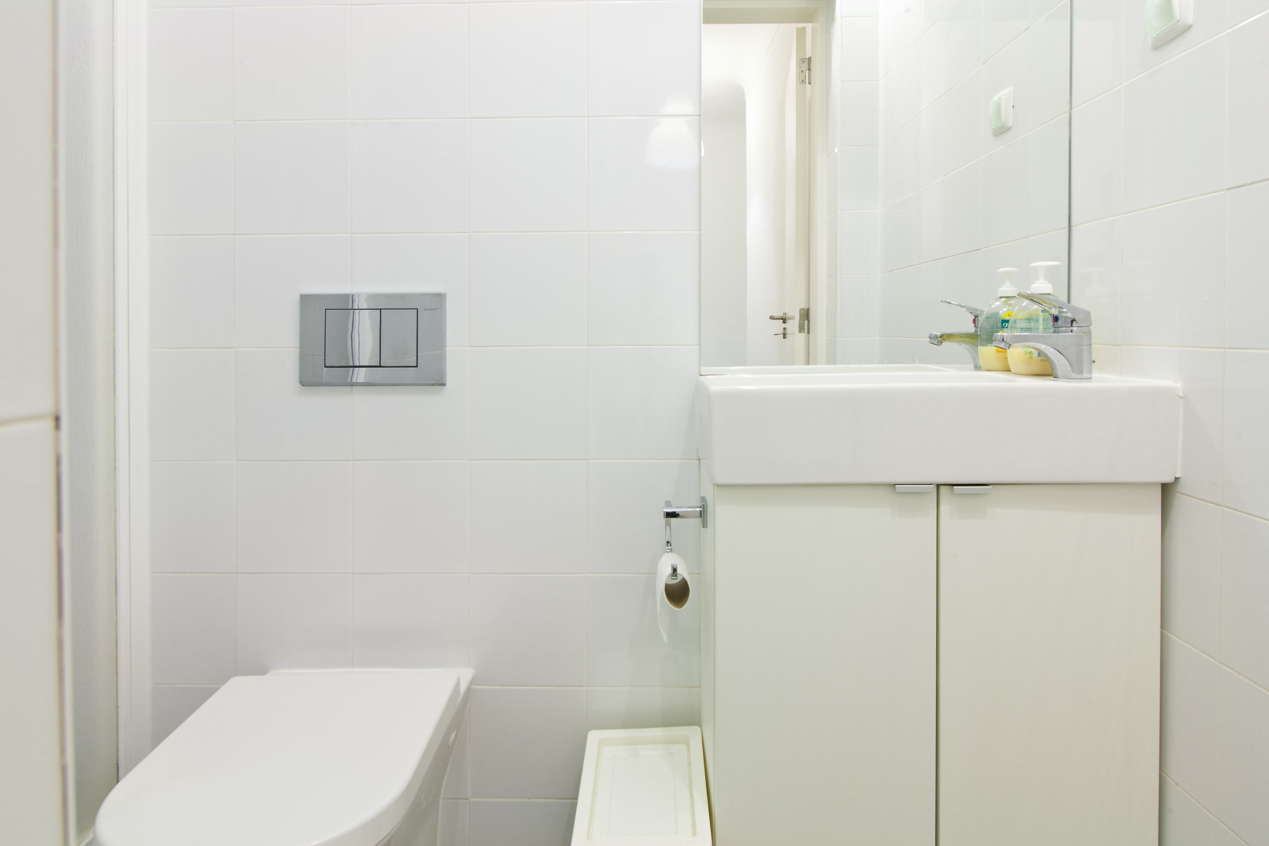 GJ - Bathroom nº2 - Quartos.Rooms nº1, 5, 6 - Foto 1.jpg