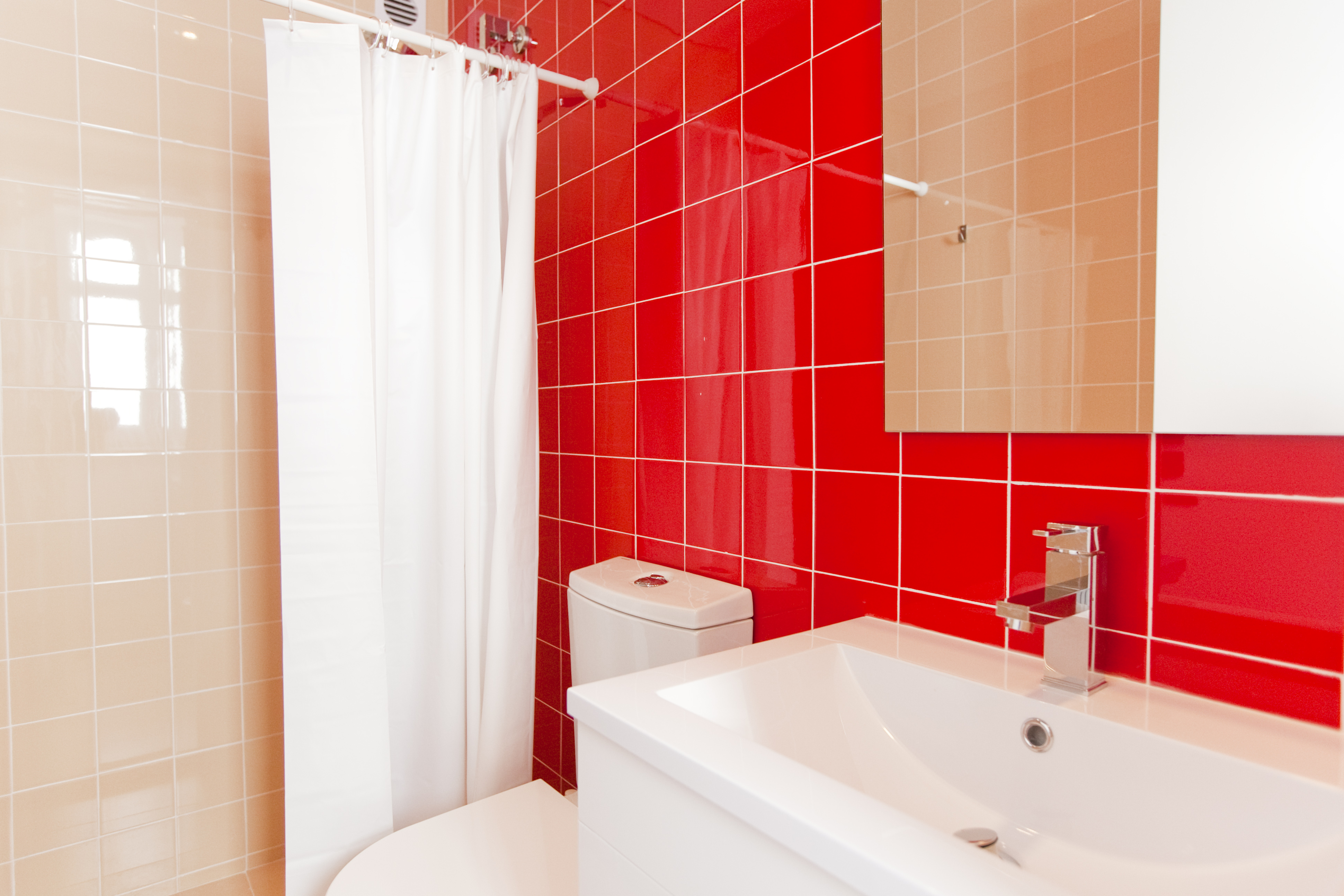 TE - Suite 3 - IS.Bathroom - Foto 1.JPG