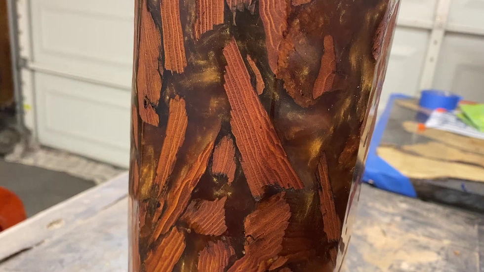 Thumbnail: Pine Bark Lamp