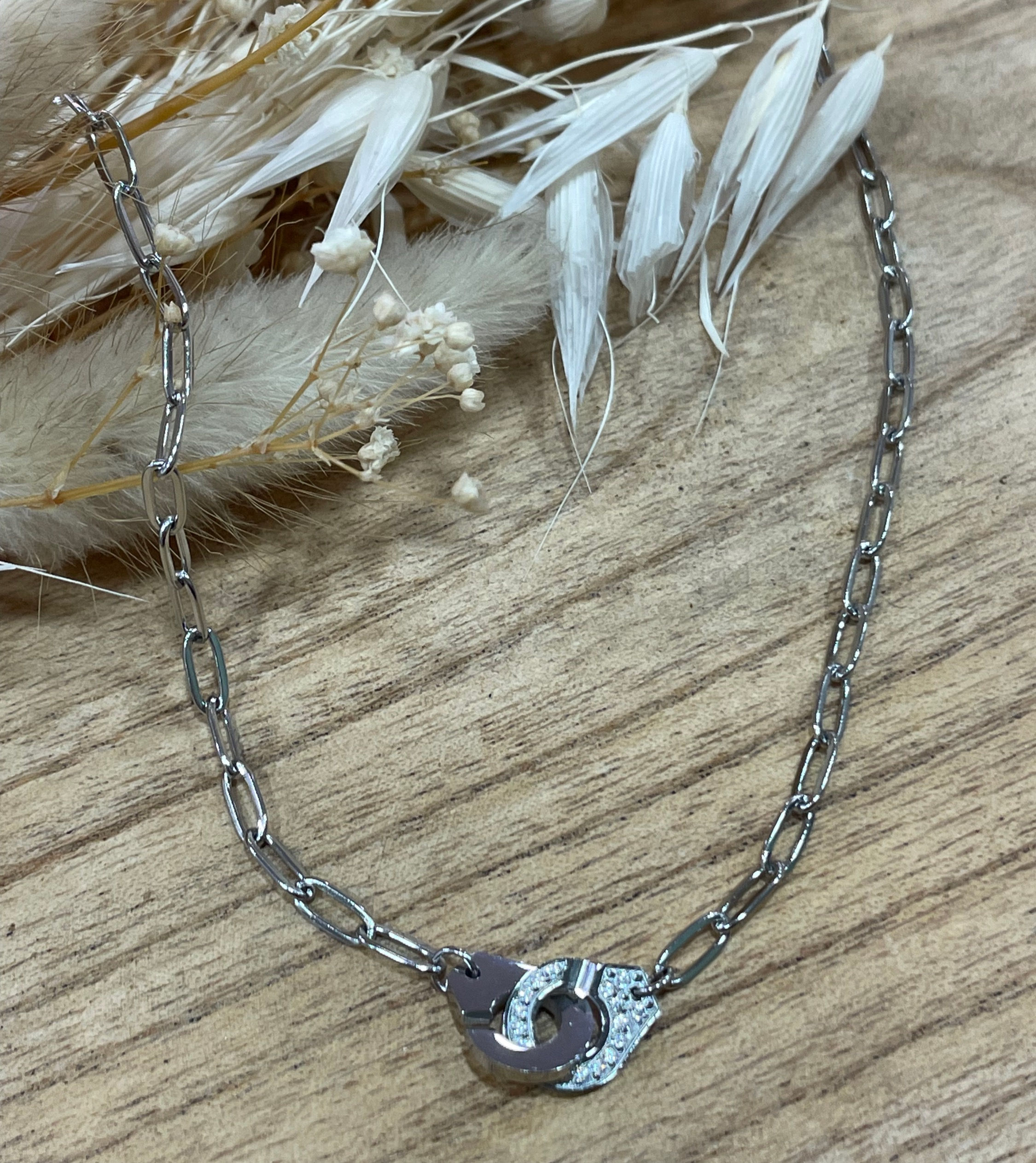 Collier menottes strass