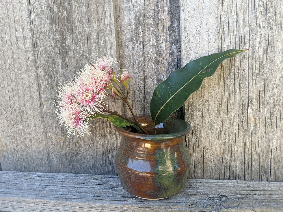 Thumbnail: Earthy Mini Vase