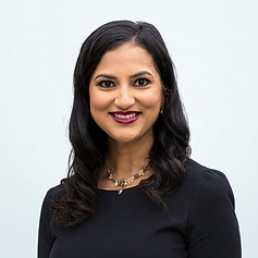 Parul Somani - Blue Headshot.png