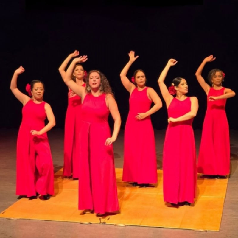 Thumbnail: Las Mujeronas T-shirt