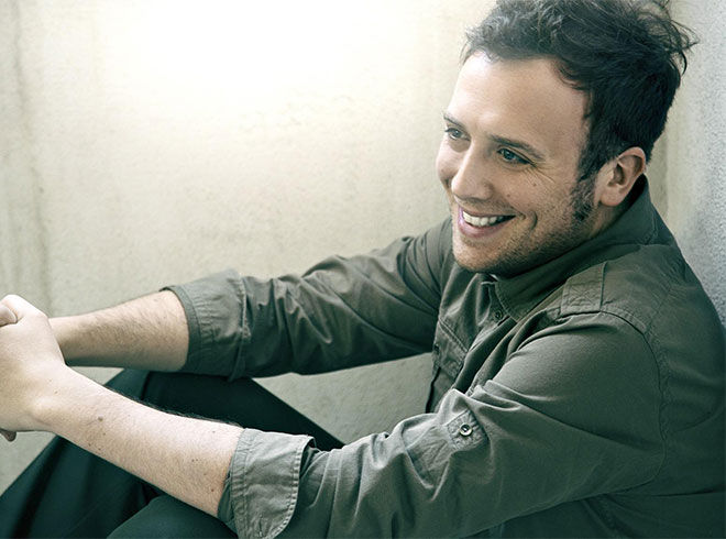 RAPHAEL GUALAZZI - LOVE LIFE PEACE TOUR