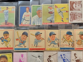 Buy & Sell Vintage Baseball Cards | Sports Card Shop Canton, Michigan