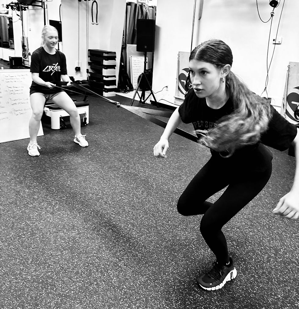 Pittsburgh area athletes training proper knee positioning for deceleration for speed, agility, and injury prevention