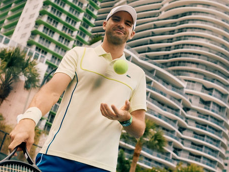 Treat Yourself with These 5 Tennis Gifts