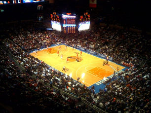 Como assistir aos jogos do New York Knicks nas semifinais do Playoffs da NBA?