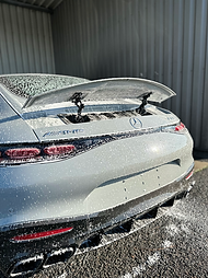 Lavage extérieur détaillé