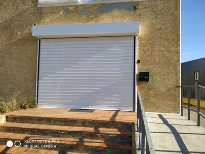 porte de garage métallique 83 var