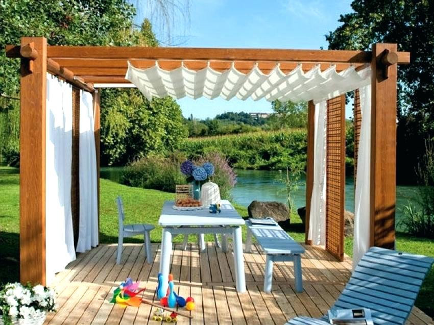 Pergola con applicazione tende verona