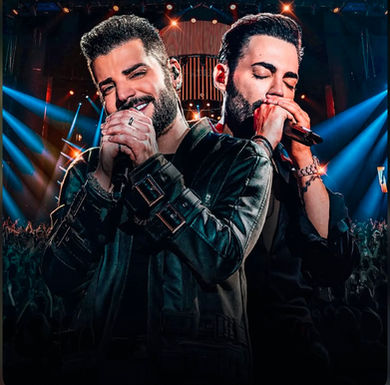 Guilherme e Benuto no palco da Festa do Peão de Barretos durante show da turnê Peça por Peça