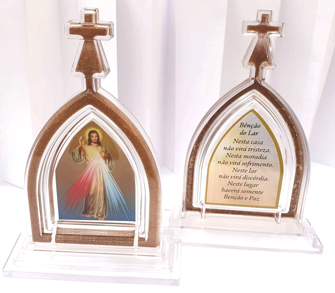Capelinha Acrílica Dourada Jesus Misericordioso 18cm
