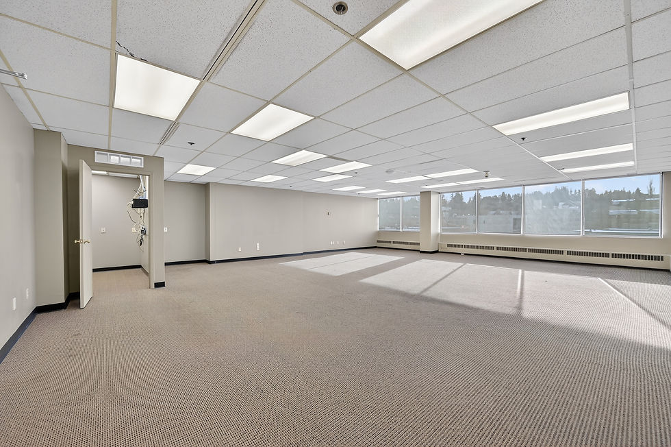 1109 17 Avenue SW Empty Office Photo