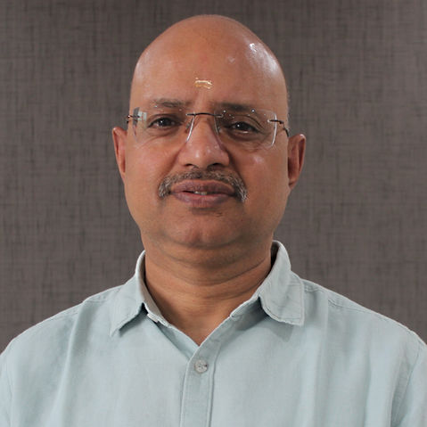 Dr. Anuj Singhal