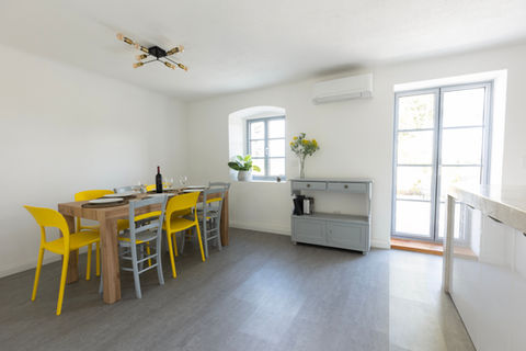 Villa Floresco - dining room