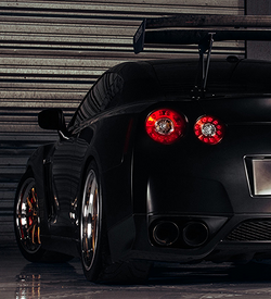 Matte-Black-Nissan-GTR